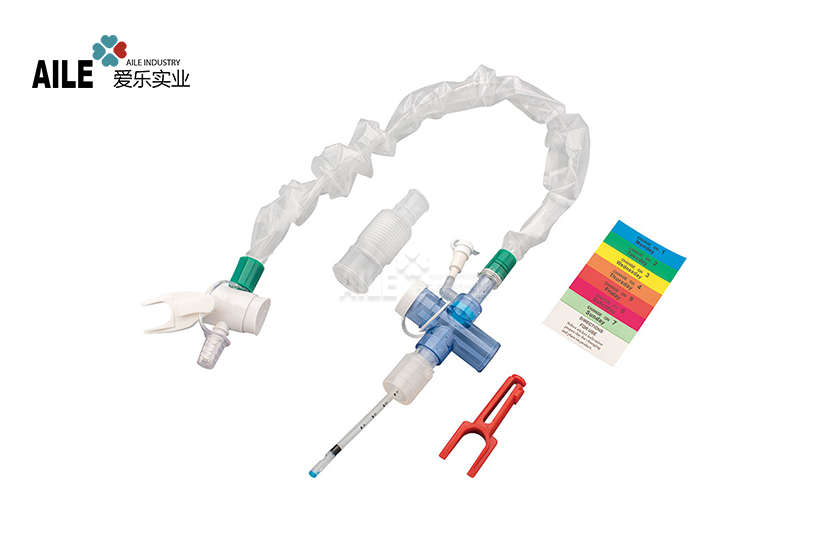 T-Piece Closed Suction Catheter